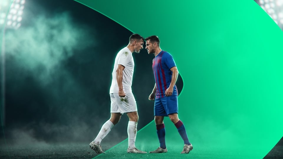 Jugadores de Real Madrid y Barcelona frente a frente