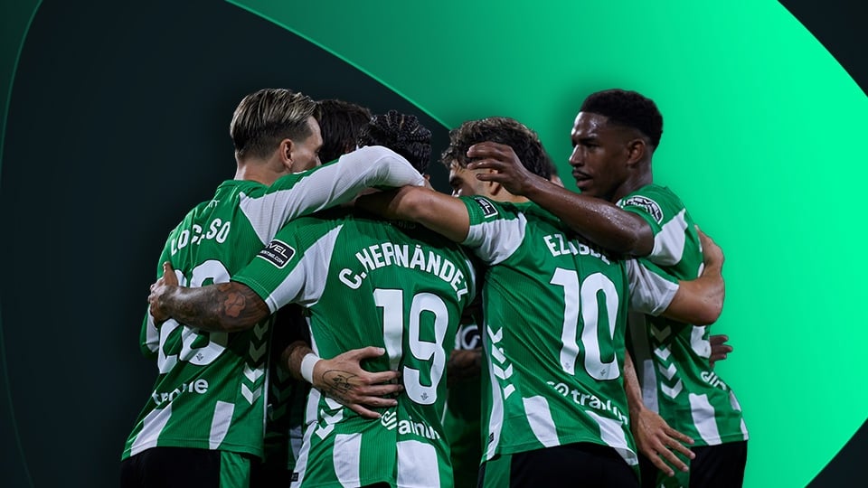 Jugadores del Real Betis celebrando un gol