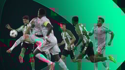 Jugadores del Real Betis y Lyon disputando un balón en un partido de la UFA Europa League