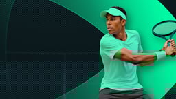 Tenista golpeando pelota de tenis